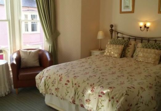 MYRTLE HOUSE HOTEL TENBY - Housity