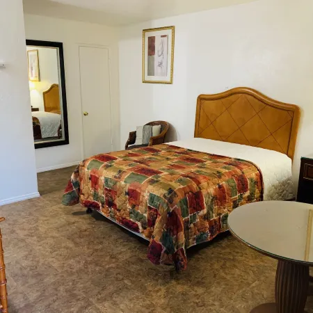 Pacheco Pass Motel