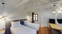 VIP Apartments Hoteles cerca de Chlemoutsi Castle