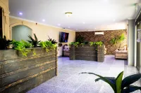 Piarco Palace Hotels in Saint Helena