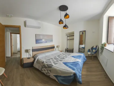Apartamentos Turísticos Hornillo at-CC-00681 Отели в г. Касерес