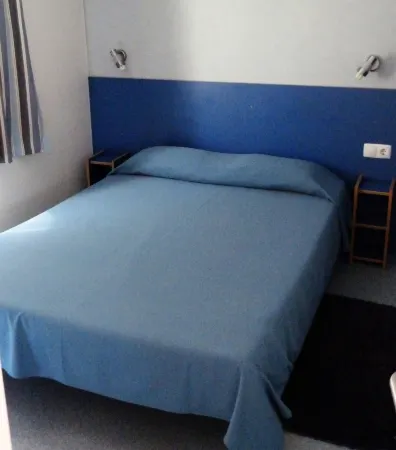 Parque de Campismo Orbitur Sagres Отели рядом с достопримечательностью «Praia da Cordoama»