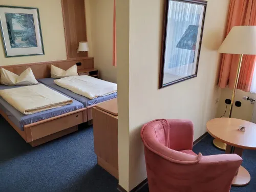 Ems-Hotel - Parkering