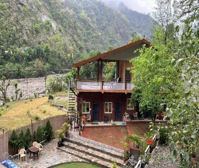 Panna Resort Hotels near Surkanda Devi Temple