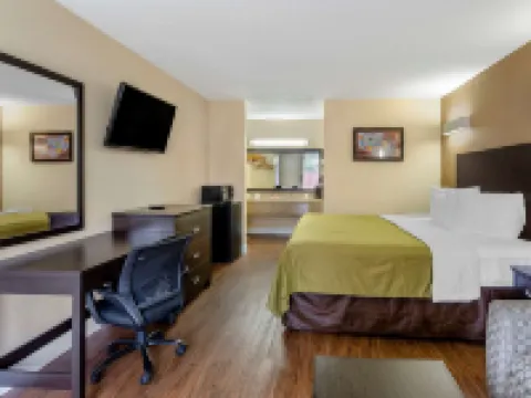 อีโคโน ลอดจ์ โรอาโนค ซิวิค เซ็นเตอร์ โรงแรมในโรอาโนค