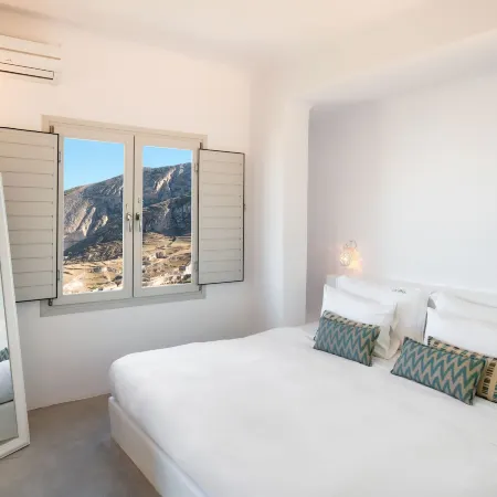 Skyfall Suites - Adults Only Отели рядом с достопримечательностью «Древняя Фира»