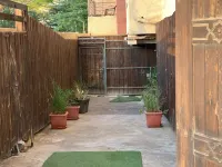 Lafamilia Albadwan Отели в г. 