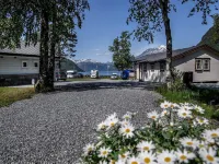 Holiday Home in Kinsarvik with Sea View Các khách sạn gần Trolltunga