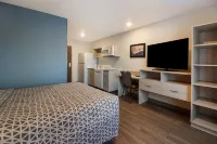 WoodSpring Suites Fort Myers - Cape Coral