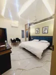 Hotel Kaanjee - 2-Star