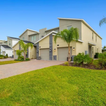 Condo 2Bed2Bath Next to Disney w Free Water Park