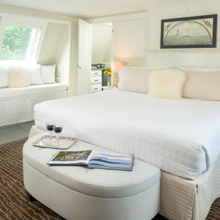 Waldo Emerson Inn
