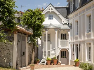 Hôtel Saint-Delis - la Maison du Peintre - Relais & Châteaux