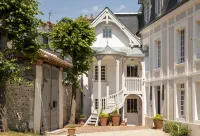 Hôtel Saint-Delis - la Maison du Peintre - Relais & Châteaux Hotels in 