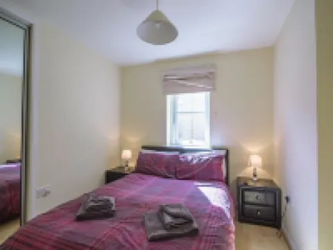 3 Varis Apartments โรงแรมในฟอร์เรส