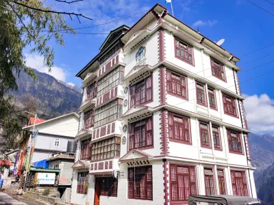 Rufina Blue Pine Hotels in North Sikkim