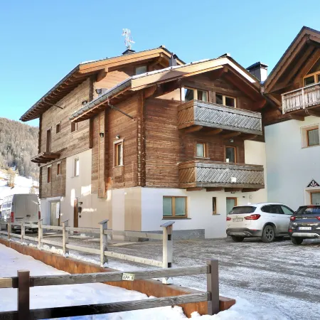 Casa Severina