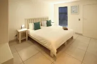 Voorschoten, Langebaan 6-Sleeper