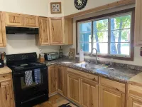 Charming 1-BR 2nd floor apartment in the heart of Cooperstown, NY- Full Kitchen