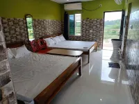 Resort Neel Nirjan !! Best Family Couple Friendly Family Resort!! - Balkon