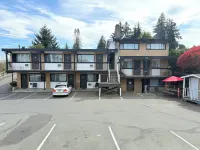Departure Bay Motel Hotels near WildPlay Maffeo Sutton Park Zipline