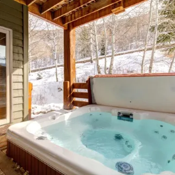 Park City Pac-2410 Hot Tub Kbm Resorts