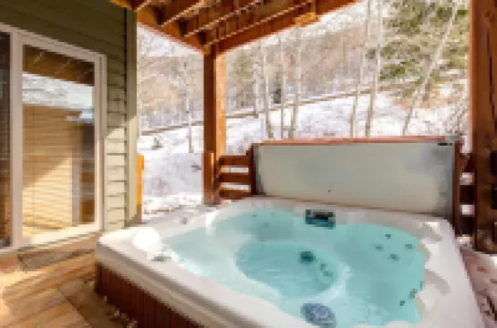 Park City Pac-2410 Hot Tub Kbm Resorts