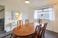 Host & Stay - the Railway Cottage