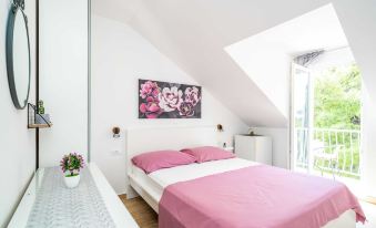 Apartment & Rooms Papa