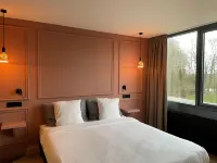 Vaeshartelt Maastricht Hotels near PL-Line