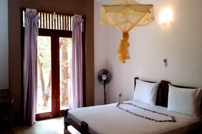 Fresco Lion Villa - Hostel