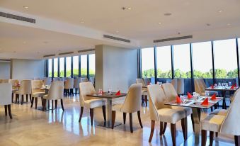 FIVE SEASONS HOTEL