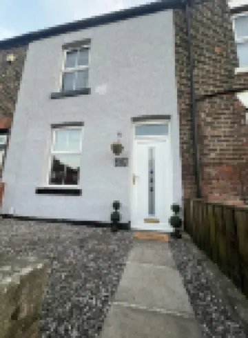 2-Bed Home - Sleeps 4 Parking & Garden Отели в г. 