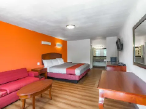 Giddings Executive Inn Hotels in Giddings