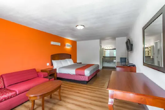 Giddings Executive Inn