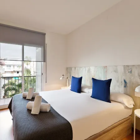 Sitges Group Beach Dreams