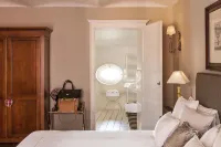 Corte Gondina Boutique Hotel Hotels in La Morra