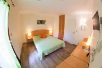 Lac des Graves Hotels in Lascelle
