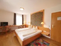 Hotel Linde Durbach Hotels in Durbach