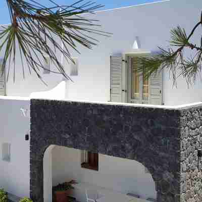 Atlas Pension Hotel Exterior