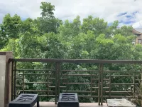 Mayfield Park Residences - balcony