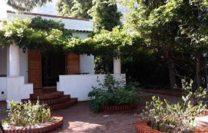 Villa Il Glicine Bed & Breakfast