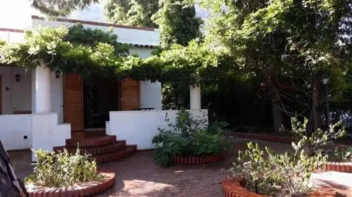Villa Il Glicine Bed & Breakfast - Bed and Breakfasts