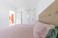 Apartamentos Corona Mar