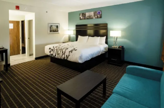 Sleep Inn & Suites West Knoxville Hotels in 
