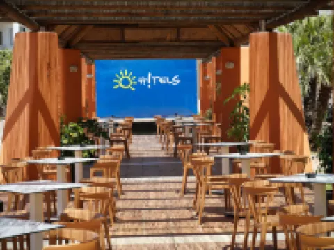 Ohtels Cabogata โรงแรมในRetamar