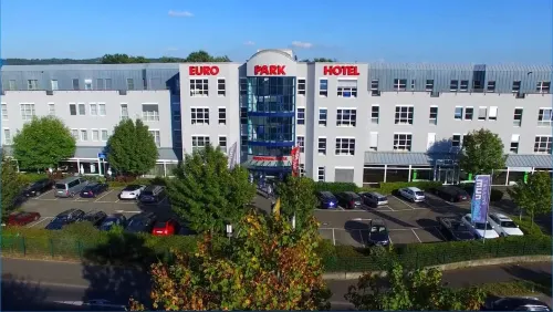 유로 파크 호텔 헤네프 Neunkirchen-Seelscheid 호텔
