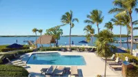 Coconut Palm Inn - Pools