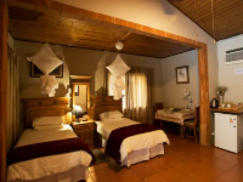 Sunbird Lodge Hotels in Mopani