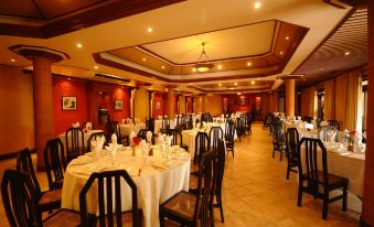 Aanari Hotel & Spa
